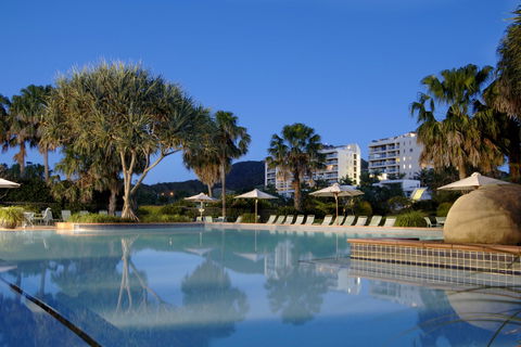 Pacific Bay Resort - Mackay Tourism 0