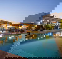 Sydney Beachouse YHA - Collaroy - Mackay Tourism