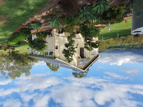 Vanbery Cottage Host Farm - Mackay Tourism 0