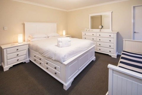 A Little Luxury In Town - Mackay Tourism 1