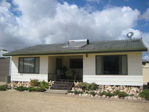Easto's - Mackay Tourism 0