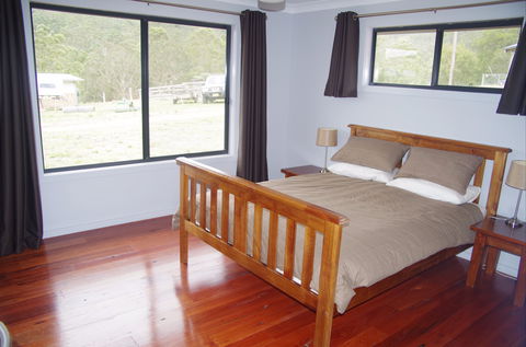 Ewetopia Farm - Mackay Tourism 1