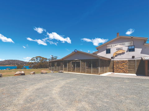 Great Lake Hotel - Mackay Tourism 0