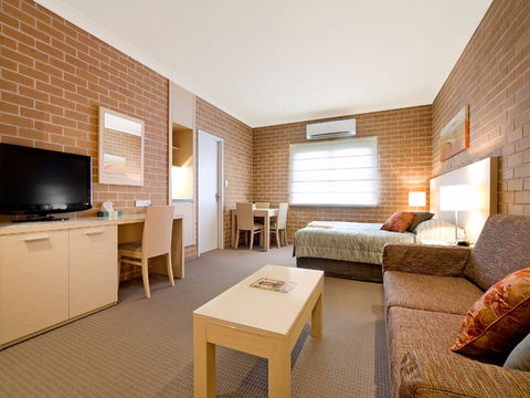 Imperial Motel - Mackay Tourism 0