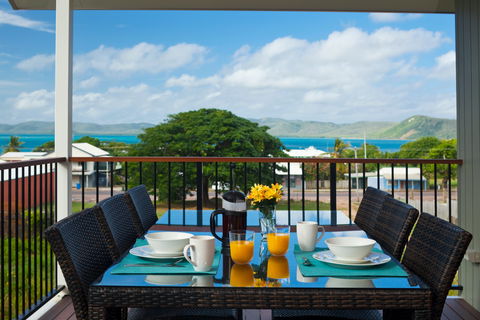 Island Villas And Apartments - Mackay Tourism 1