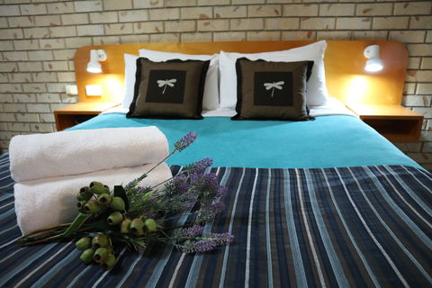 Kilcoy Gardens Motel - Mackay Tourism 0