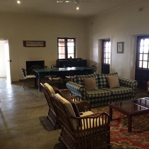 Little Paddock Homestead - Mackay Tourism 1