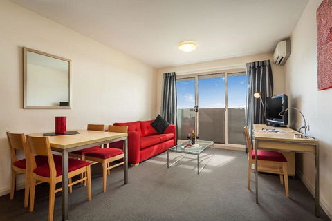 Quest Castle Hill Serviced Apartments - Mackay Tourism 0