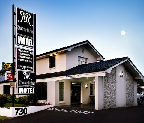 Riviera On Ruthven Motel - Mackay Tourism 0