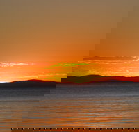 Steens Beach Hook Island - Mackay Tourism