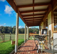 The Glen Farm Cottages - Mackay Tourism