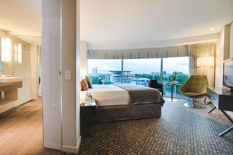 The Point Brisbane Hotel - Mackay Tourism 2