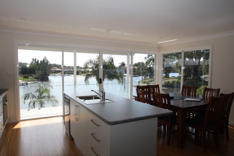 Waterfront Holiday Home - Mackay Tourism 1