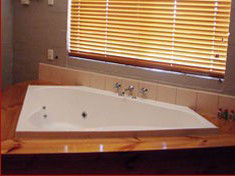 Bremer Bay Resort - Mackay Tourism 0