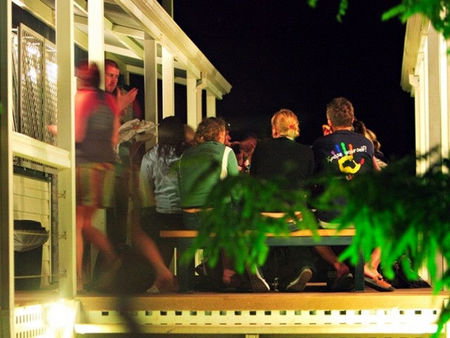 Blue Reef Backpackers - Mackay Tourism 0