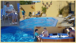 Mandurah Foreshore Motel - Mackay Tourism 2