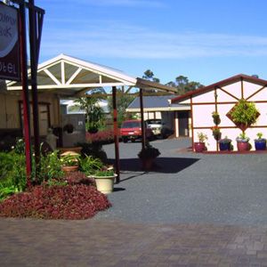 Northcliffe Bibbulmun Break Motel - Mackay Tourism 1