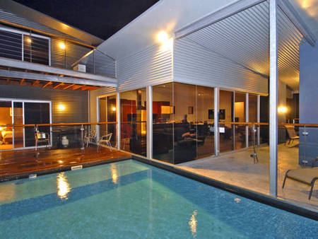 A La Plage - Mackay Tourism 0