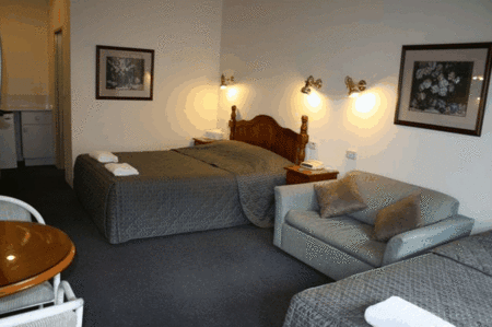 New England Motor Inn - Mackay Tourism 5