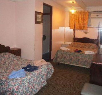 Appin Motel - Mackay Tourism 4