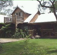 William Bay Country Cottages - Mackay Tourism