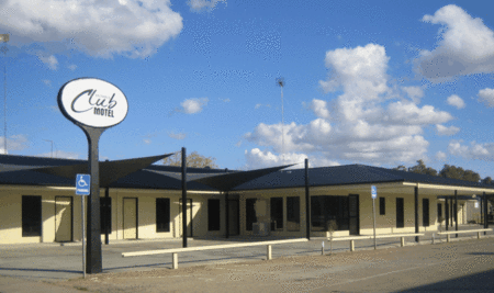 Balranald Club Motel - Mackay Tourism 3