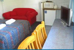 Beach Drive Motel - Mackay Tourism 1
