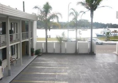 Clyde River Motor Inn - Mackay Tourism 0