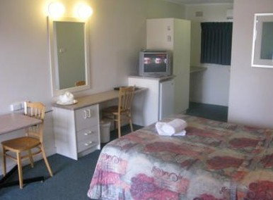 Clyde River Motor Inn - Mackay Tourism 4