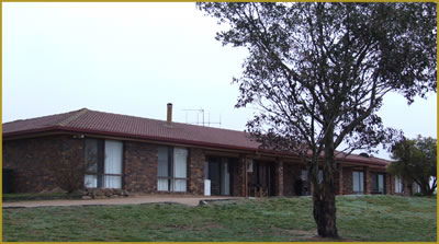 Henlie Park Bed & Breakfast - Mackay Tourism 2