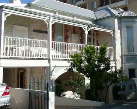 Arundels Boutique Accommodation - Mackay Tourism 0