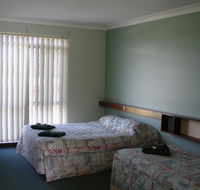 Walpole Hotel Motel - Mackay Tourism