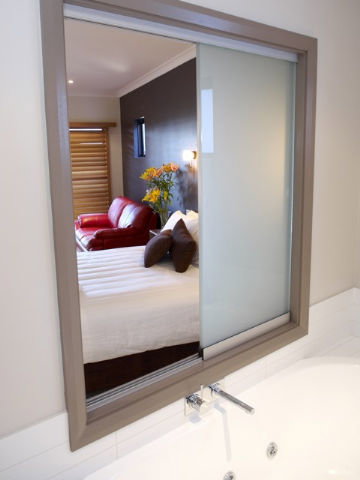 Saltair Bed And Breakfast - Mackay Tourism 1