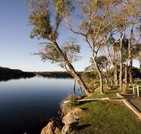 Molloy Caravan Park - Mackay Tourism