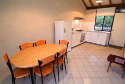 Chandlers Smiths Beach Villas - Mackay Tourism 2