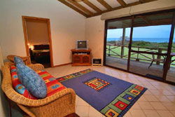 Chandlers Smiths Beach Villas - Mackay Tourism 4