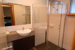 Chandlers Smiths Beach Villas - Mackay Tourism 5