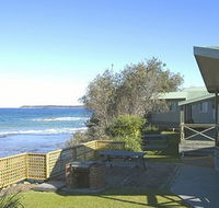 Berrara Beach Holiday Chalets - Mackay Tourism