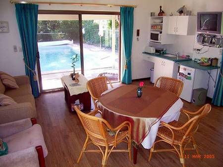 Falls Retreat Bed And Breakfast - Mackay Tourism 2