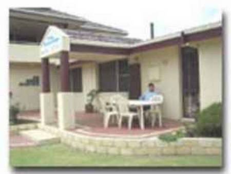 Sorrento Bluewater Cottage - Mackay Tourism 2