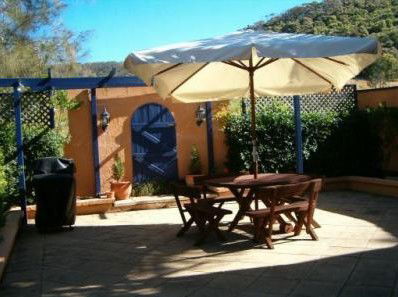 Blueys By The Beach Motel - Mackay Tourism 1