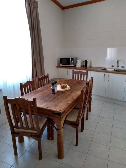 Adelaide Hills Birdwood Cottage - Mackay Tourism 1