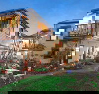 Benambra Bed and Breakfast - Mackay Tourism