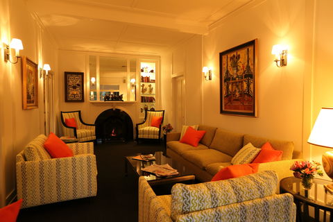 Holmwood Guesthouse And Spa Cottages - Mackay Tourism 1