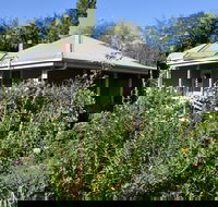 Honeysuckle Cottage - Mackay Tourism