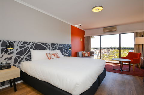 Ibis Styles Kalgoorlie - Mackay Tourism 1