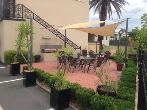 Inverell Terrace Motor Lodge - Mackay Tourism 2