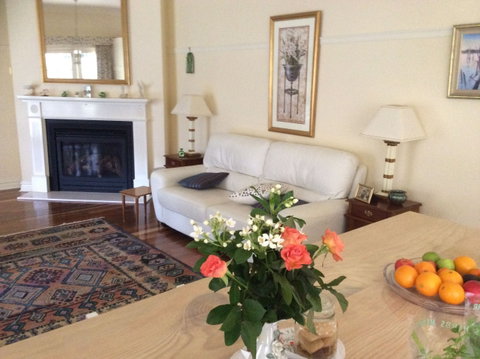 Linden Tree Manor - Mackay Tourism 0