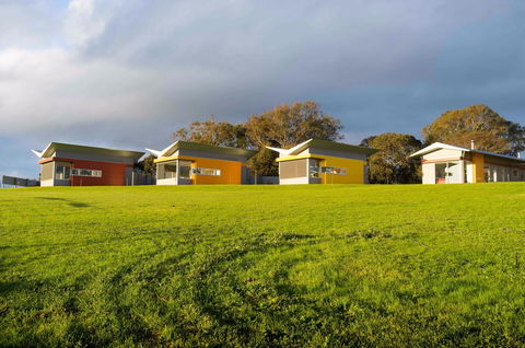 Lush Pastures Hosted BnB - Mackay Tourism 0