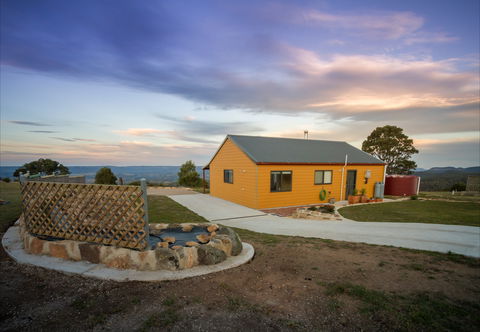 Majestic View Cottages - Mackay Tourism 0